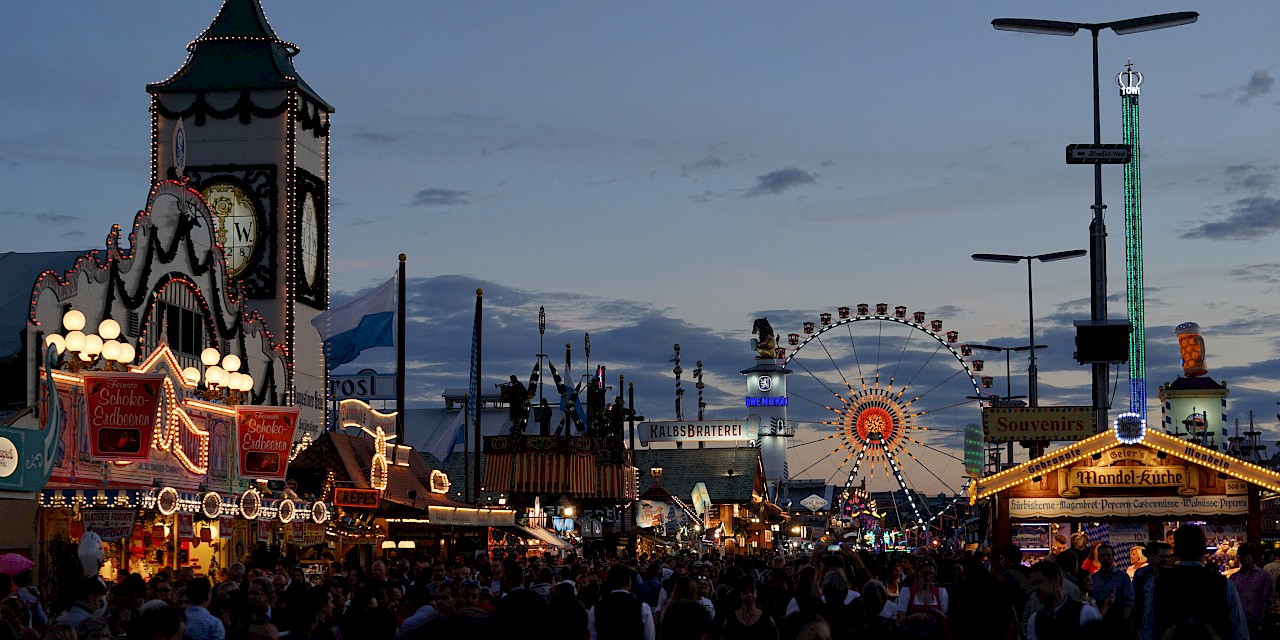 Oktoberfest 2025 Die 5 Wege zur WiesnReservierung